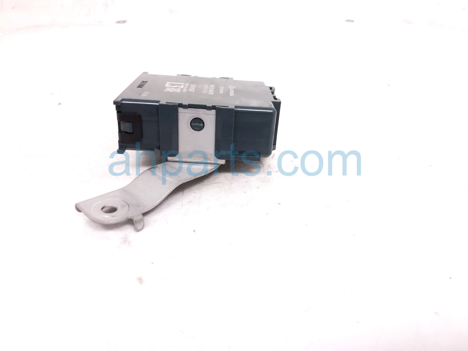 2026 Toyota Camry Approach Speaker Ctrl Module 86572 A6020 Replacement 2026 Toyota Camry Approach Speaker Ctrl Module 86572 A6020 Replacement thumbnail
