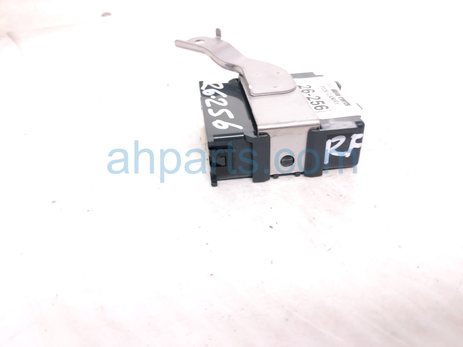 2026 Toyota Camry Approach Speaker Ctrl Module 86572 A6020 Replacement 2026 Toyota Camry Approach Speaker Ctrl Module 86572 A6020 Replacement thumbnail