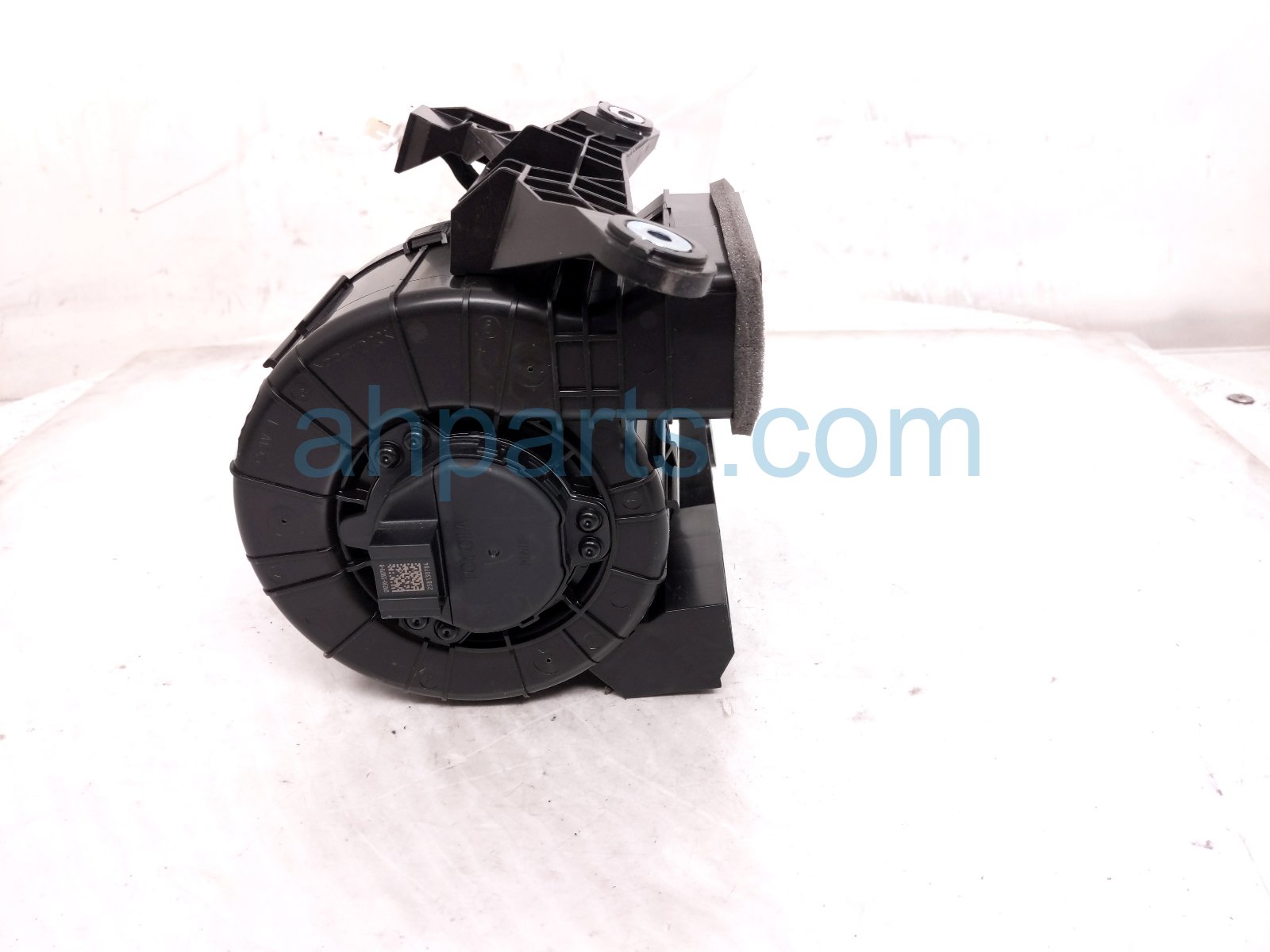 2026 Toyota Camry Air Battery Cooling Blower Motor G9230 33070 Replacement 2026 Toyota Camry Air Battery Cooling Blower Motor G9230 33070 Replacement thumbnail