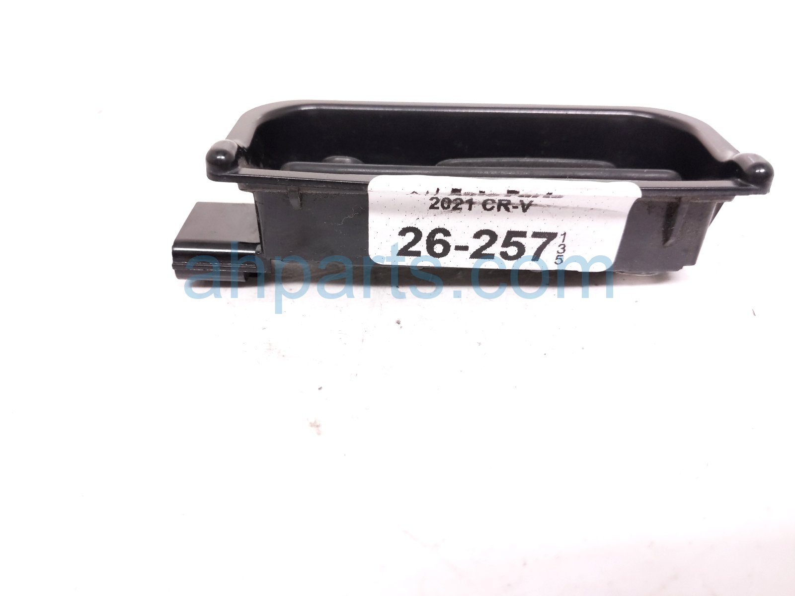 2021 Honda CR V Outside/exterior Door Handle Rear Trunk Release Switch W/light 34100 TLA A01 Replacement 2021 Honda CR V Outside/exterior Door Handle Rear Trunk Release Switch W/light 34100 TLA A01 Replacement thumbnail