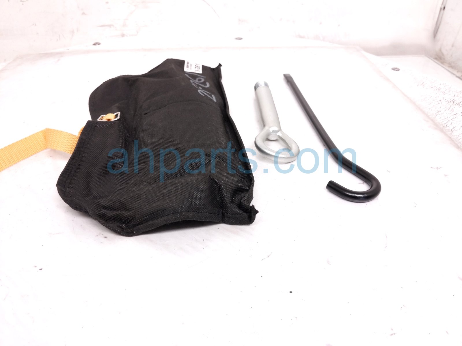 2019 Honda Civic Jack Tool Ext Rod Kit W/pouch 74717 T5A 000 Replacement 2019 Honda Civic Jack Tool Ext Rod Kit W/pouch 74717 T5A 000 Replacement thumbnail
