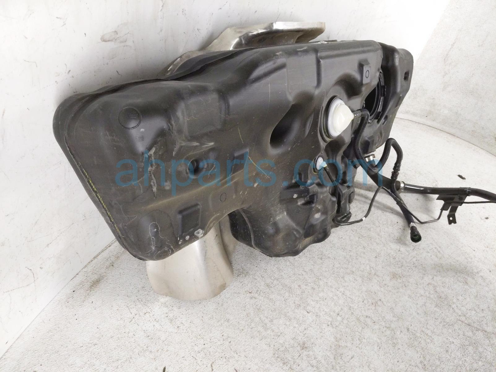 2026 Nissan Sentra Gas / Fuel Tank 17202 7SF0A Replacement 2026 Nissan Sentra Gas / Fuel Tank 17202 7SF0A Replacement thumbnail