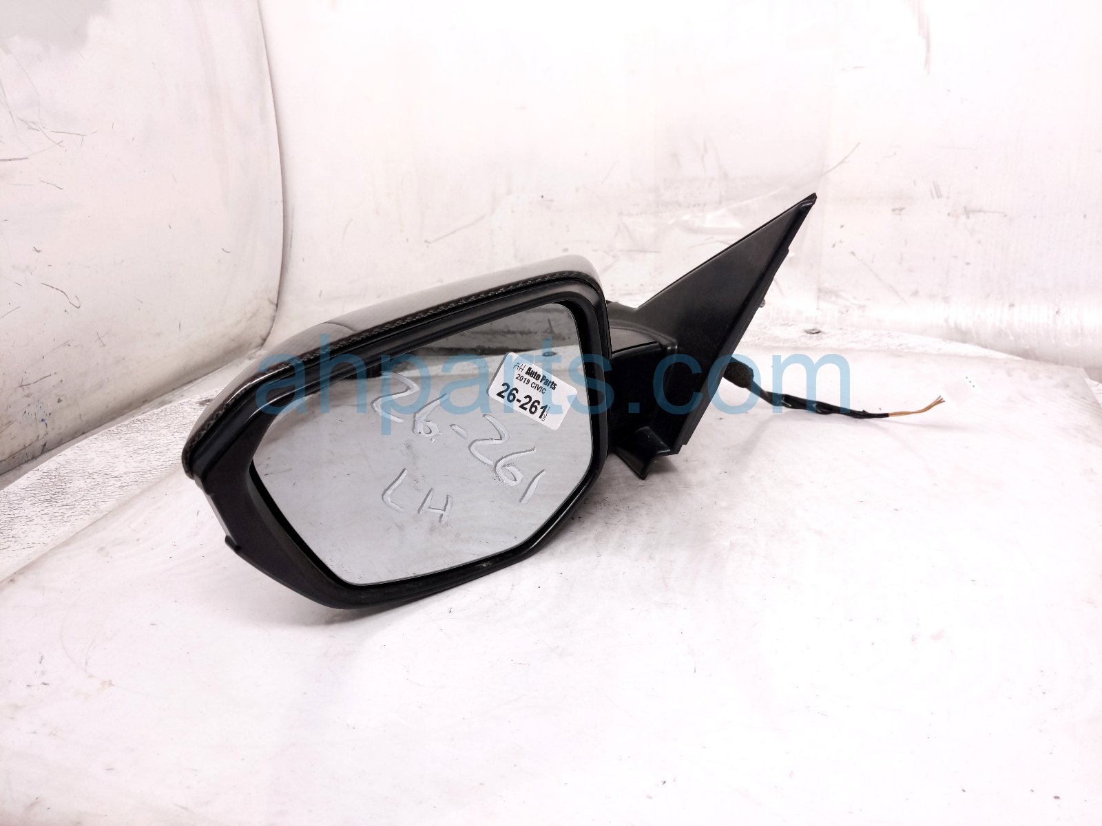 Honda LH SIDE VIEW MIRROR - GREY *CARBON