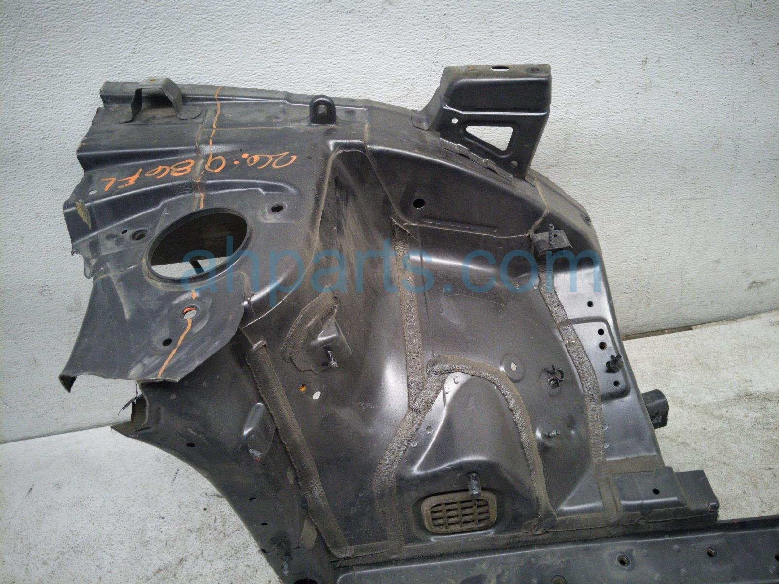 2022 Kia Telluride Driver Apron Shock Tower Cut Grey 64500 S9500 Replacement 2022 Kia Telluride Driver Apron Shock Tower Cut Grey 64500 S9500 Replacement thumbnail