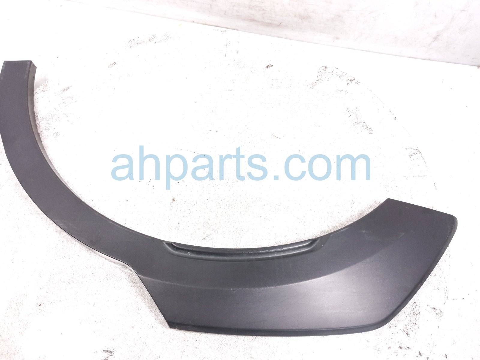 Subaru RR/RH WHEEL OPENING MOLDING - BLACK Subaru RR/RH WHEEL OPENING MOLDING - BLACK