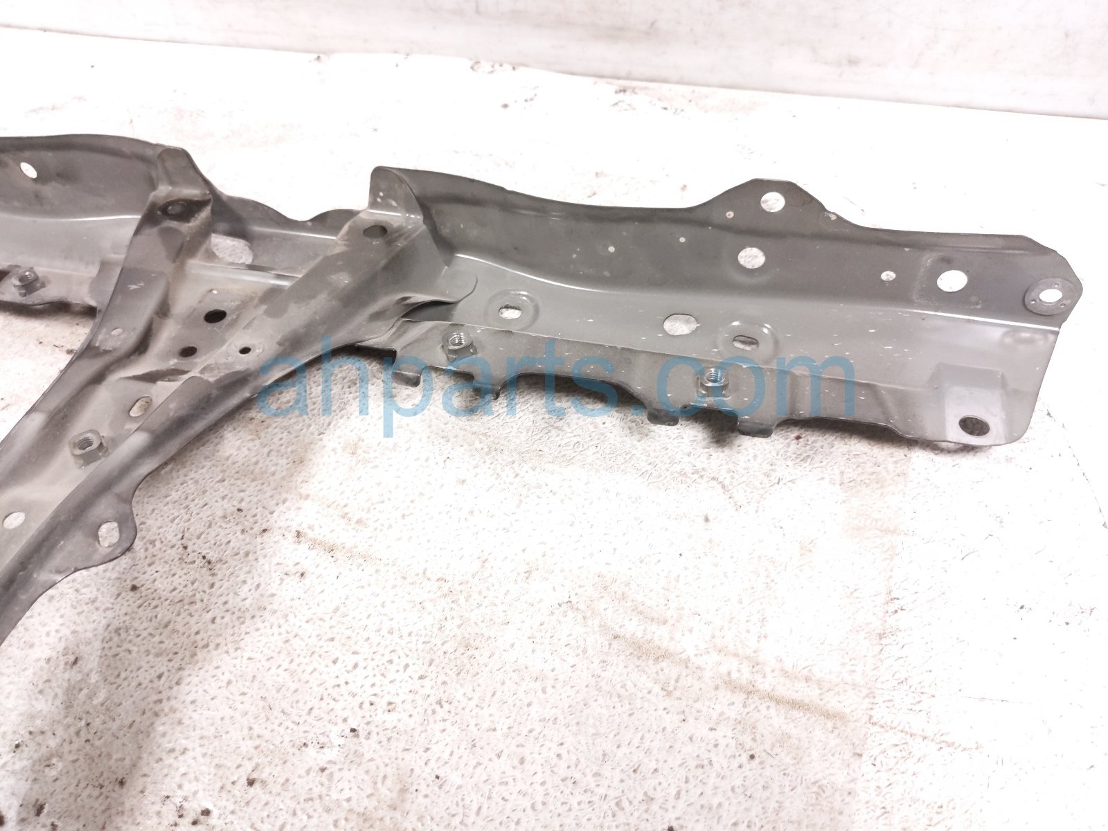 2024 Subaru Legacy Core Radiator Support Center Brace 53029AN01A9P Replacement 2024 Subaru Legacy Core Radiator Support Center Brace 53029AN01A9P Replacement thumbnail