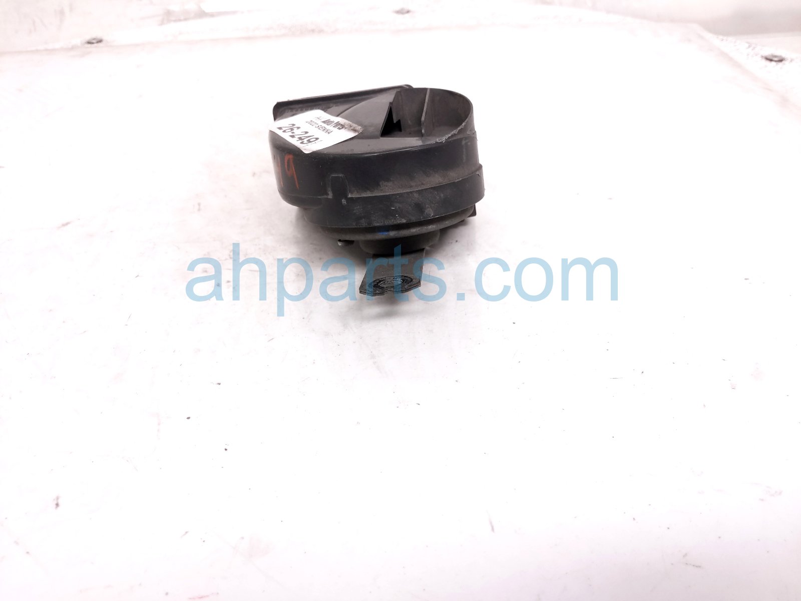 2022 Toyota Sienna Low Pitch Note Horn 86520 0E020 Replacement 2022 Toyota Sienna Low Pitch Note Horn 86520 0E020 Replacement thumbnail