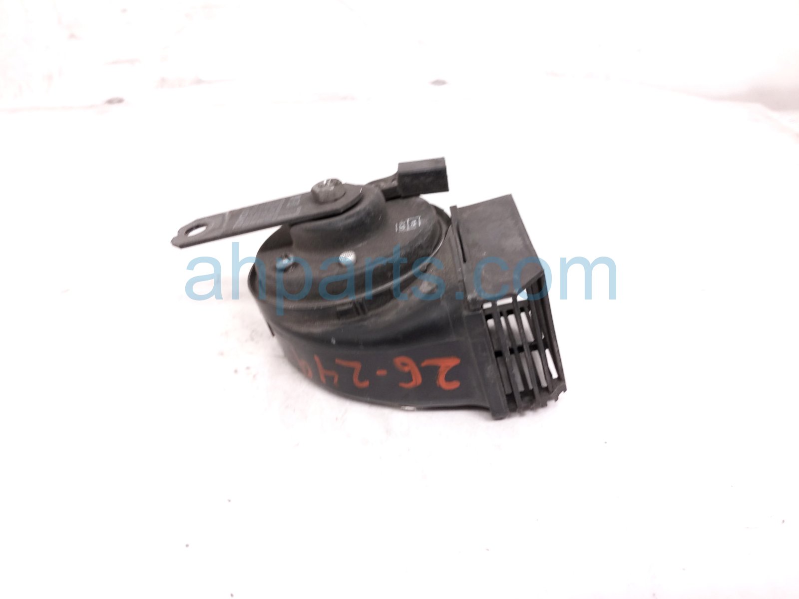 2022 Toyota Sienna Low Pitch Note Horn 86520 0E020 Replacement 2022 Toyota Sienna Low Pitch Note Horn 86520 0E020 Replacement thumbnail
