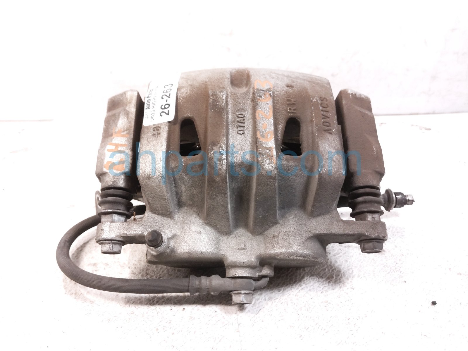 2020 Toyota Highlander Front Passenger Brake Caliper 47730 0E071 Replacement 2020 Toyota Highlander Front Passenger Brake Caliper 47730 0E071 Replacement thumbnail
