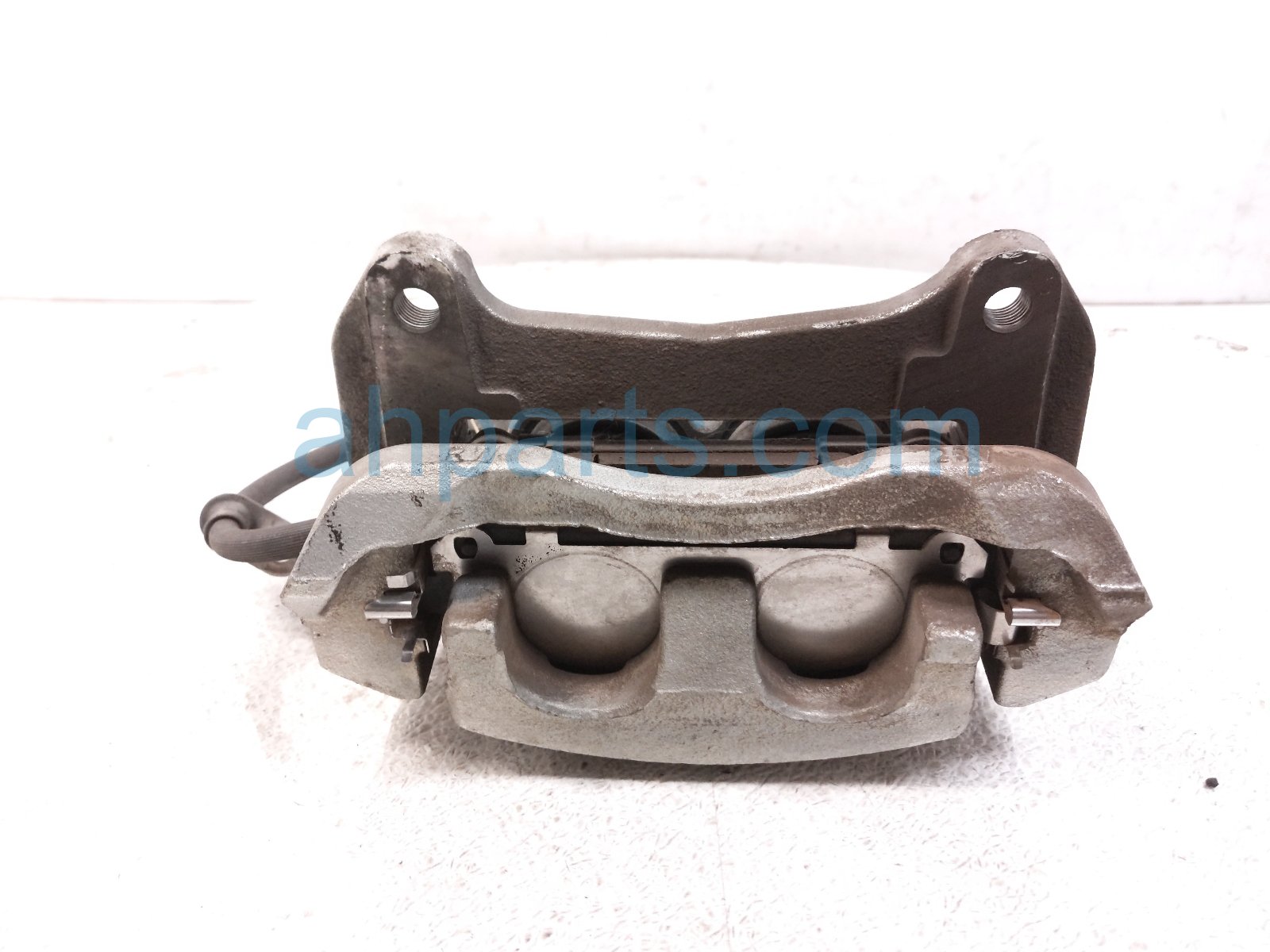 2020 Toyota Highlander Front Passenger Brake Caliper 47730 0E071 Replacement 2020 Toyota Highlander Front Passenger Brake Caliper 47730 0E071 Replacement thumbnail