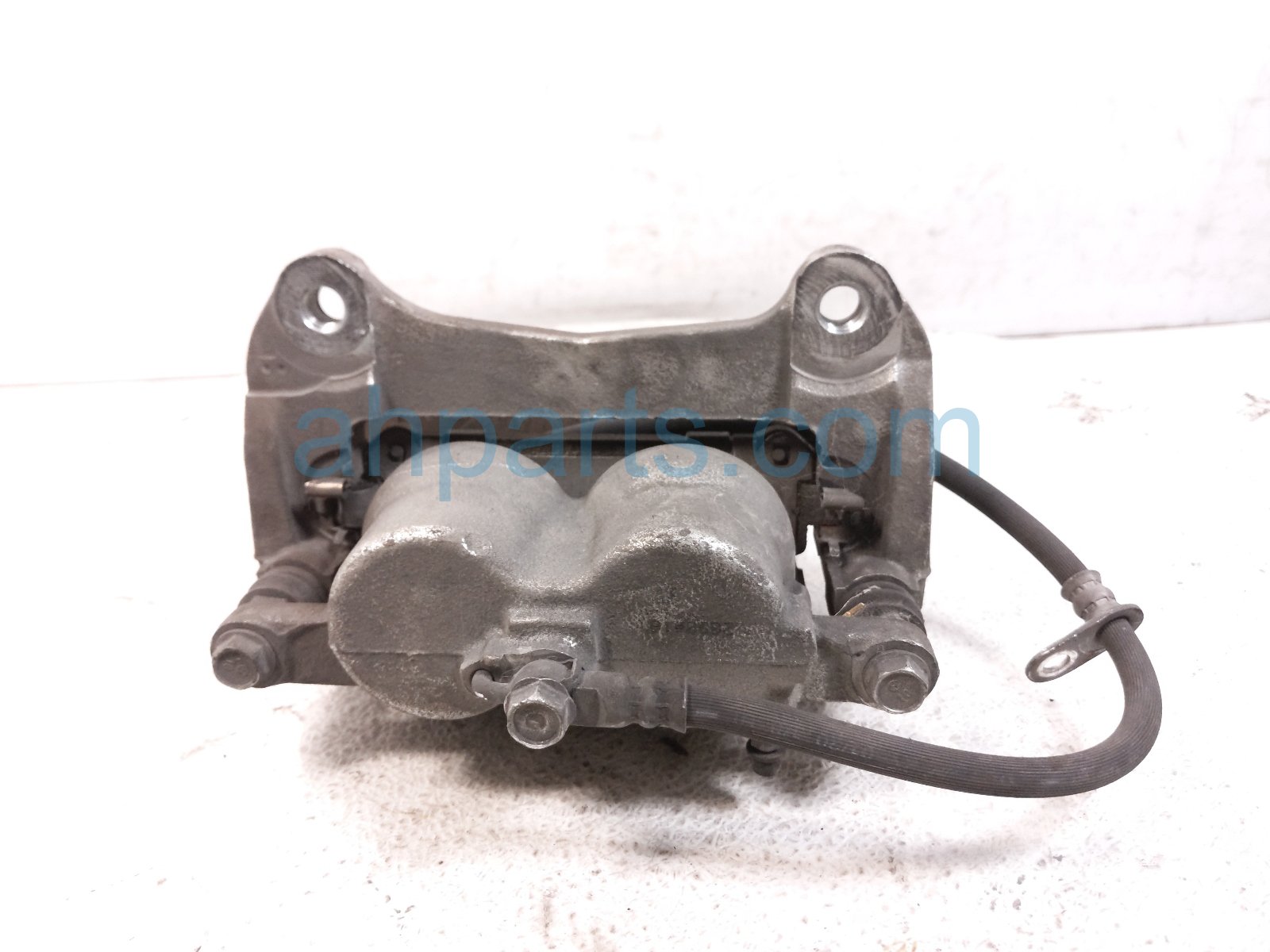 2020 Toyota Highlander Front Passenger Brake Caliper 47730 0E071 Replacement 2020 Toyota Highlander Front Passenger Brake Caliper 47730 0E071 Replacement thumbnail