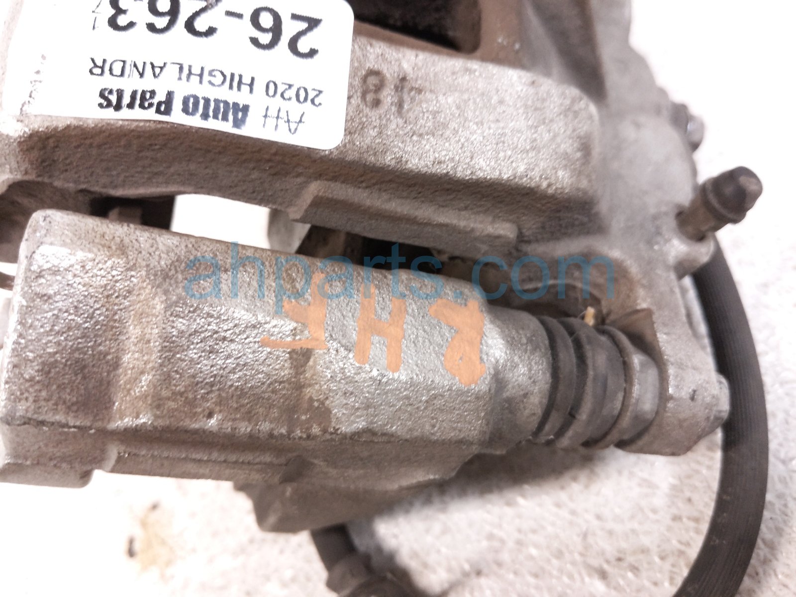 2020 Toyota Highlander Front Passenger Brake Caliper 47730 0E071 Replacement 2020 Toyota Highlander Front Passenger Brake Caliper 47730 0E071 Replacement thumbnail