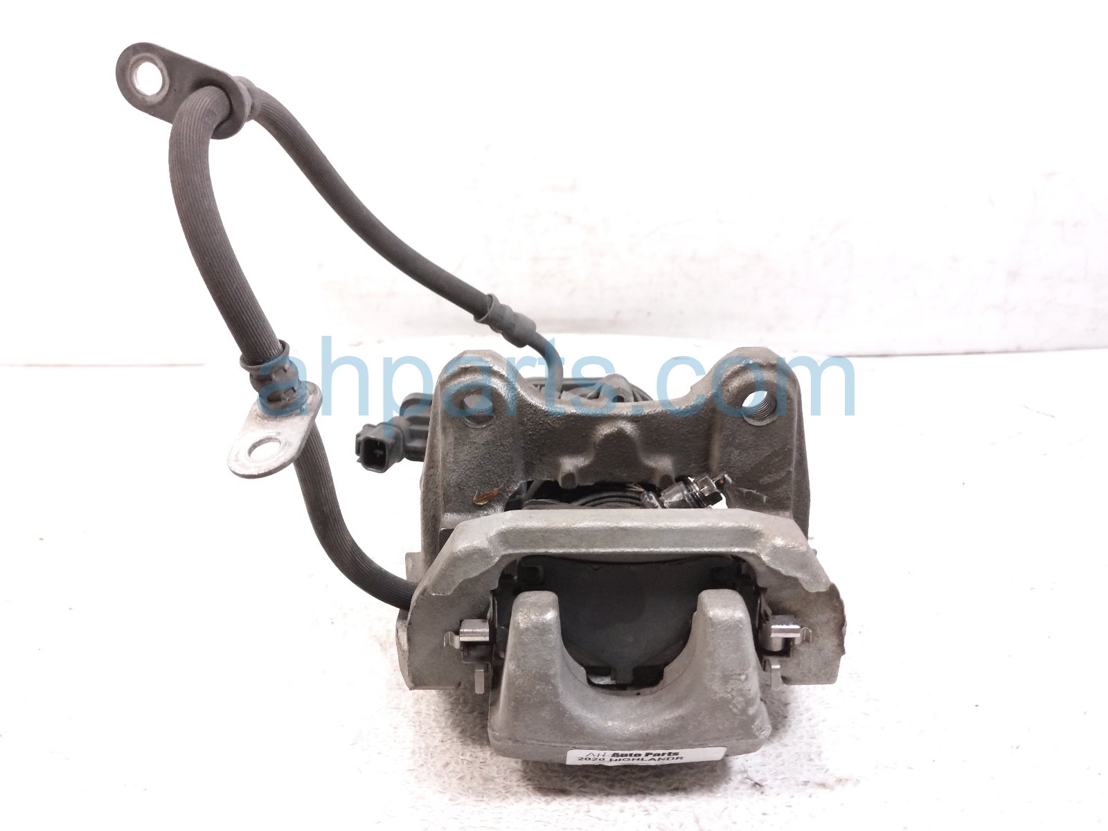 2020 Toyota Highlander Rear Passenger Brake Caliper 47830 0E110 Replacement 2020 Toyota Highlander Rear Passenger Brake Caliper 47830 0E110 Replacement thumbnail