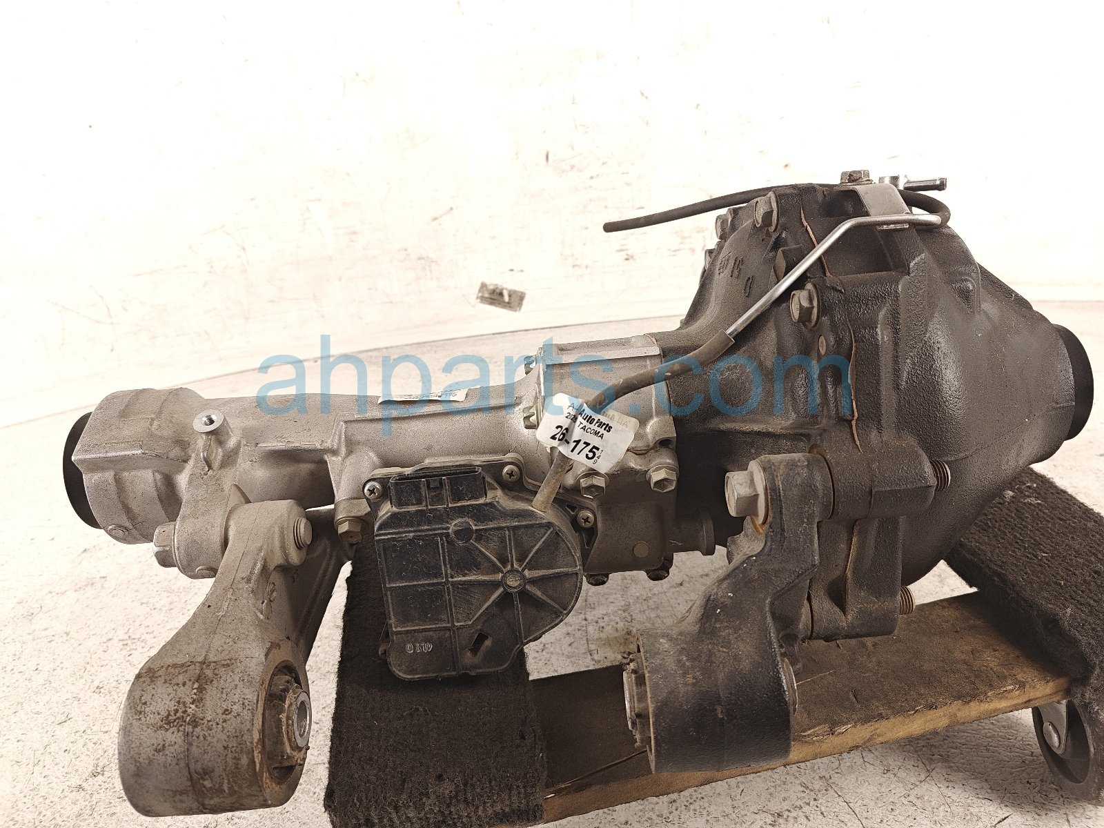 2025 Toyota Tacoma Front Differential Gear 3.58 Ratio 41110 35E90 Replacement 2025 Toyota Tacoma Front Differential Gear 3.58 Ratio 41110 35E90 Replacement thumbnail