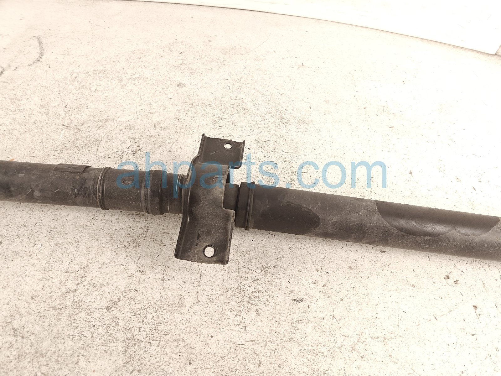 2024 Honda HR V Rear Propeller Drive Shaft Awd 40100 3W1 A01 Replacement 2024 Honda HR V Rear Propeller Drive Shaft Awd 40100 3W1 A01 Replacement thumbnail
