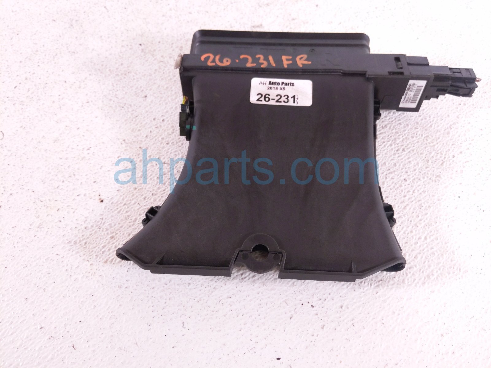 BMW FR/RH AUX HEATER AIR DUCT