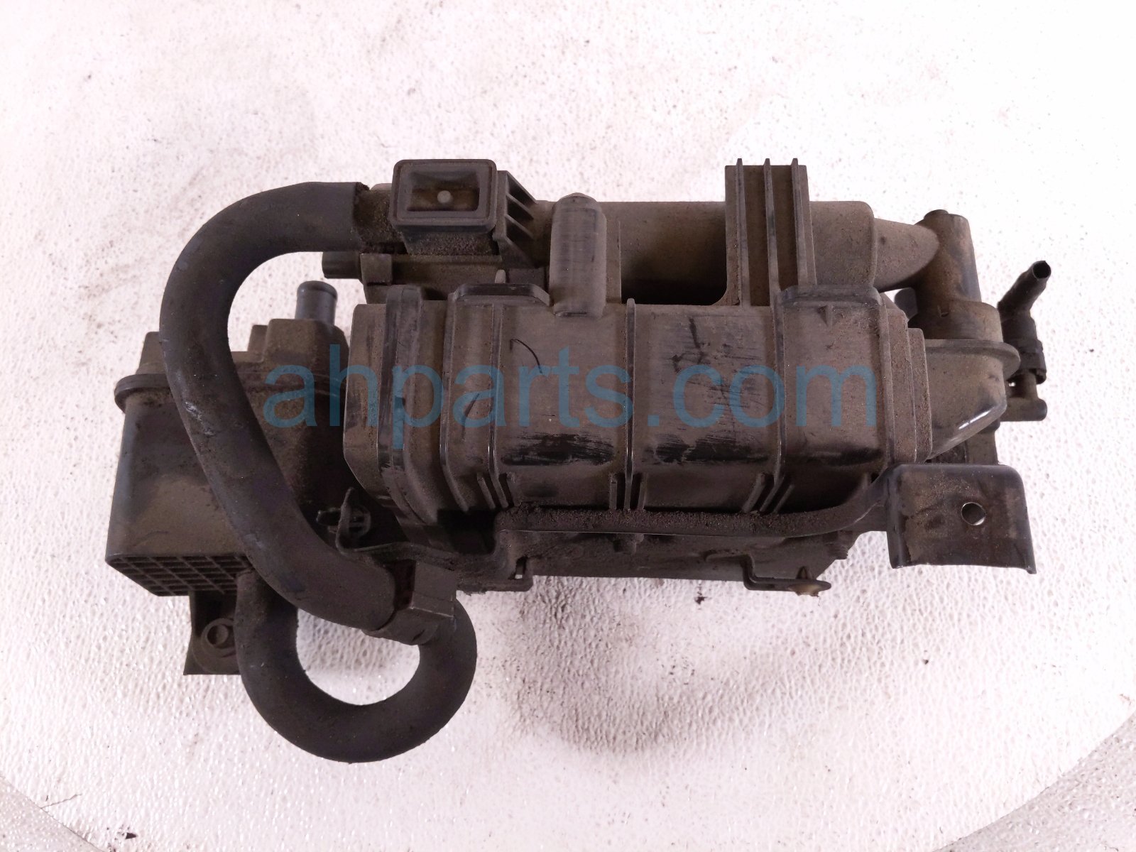 Honda FUEL VAPOR CHARCOAL CANISTER