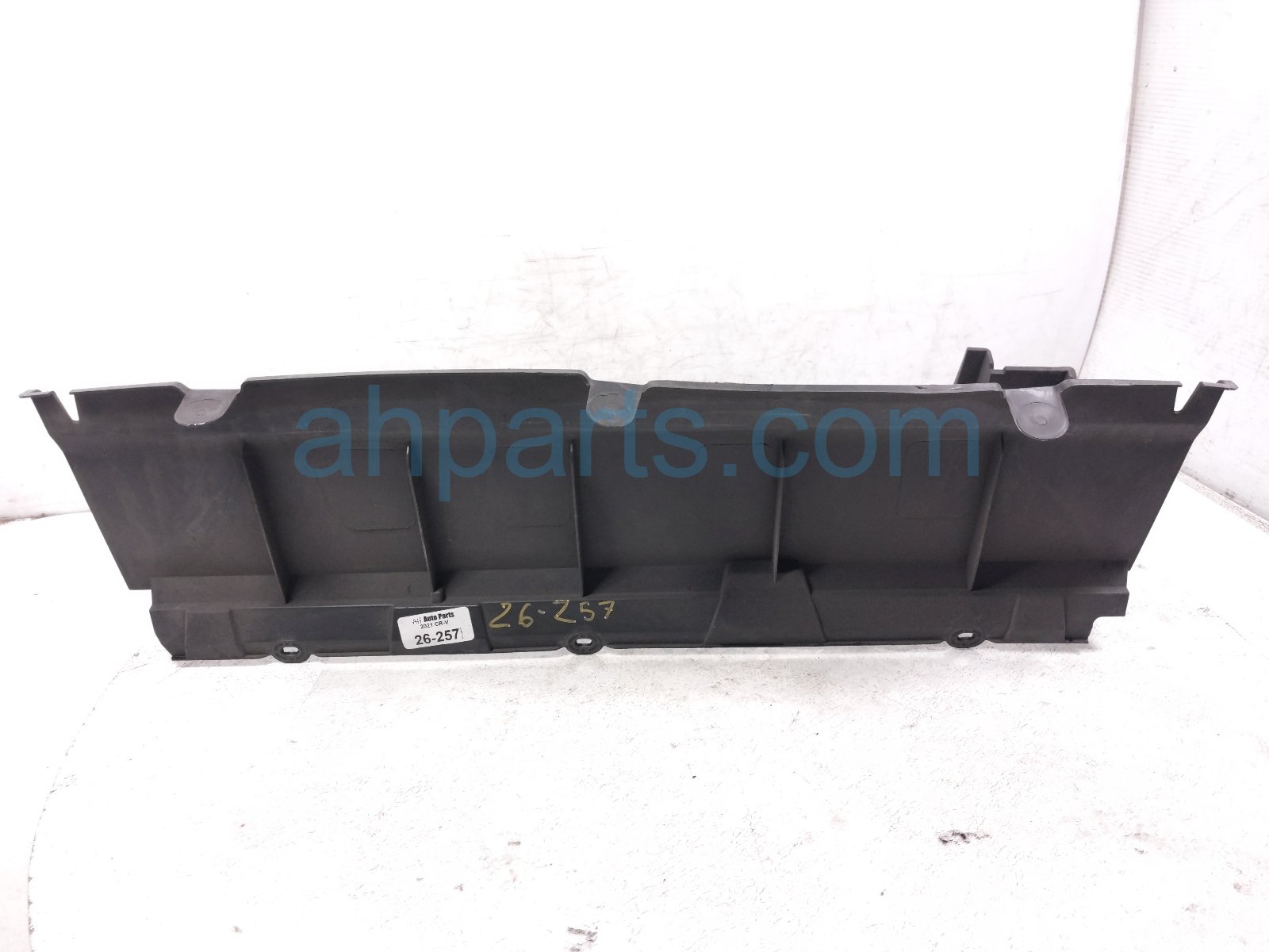 2021 Honda CR V Front Air Guide Duct Baffle 71300 TLA A51 PARTIAL Replacement 2021 Honda CR V Front Air Guide Duct Baffle 71300 TLA A51 PARTIAL Replacement thumbnail