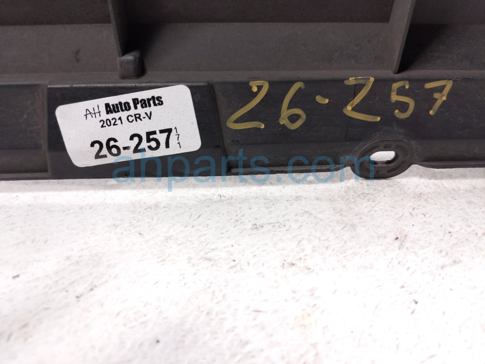 2021 Honda CR V Front Air Guide Duct Baffle 71300 TLA A51 PARTIAL Replacement 2021 Honda CR V Front Air Guide Duct Baffle 71300 TLA A51 PARTIAL Replacement thumbnail