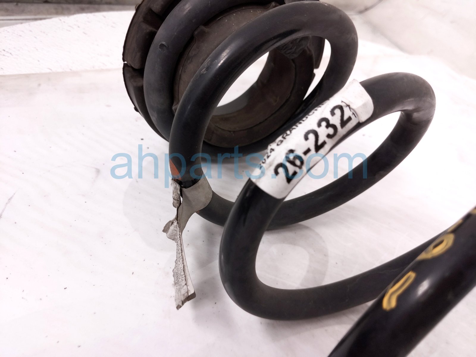 2024 Jeep Grand Cherokee Strut / / Shock Absorber Rear Passenger Coil Spring Awd 68568761AB Replacement 2024 Jeep Grand Cherokee Strut / / Shock Absorber Rear Passenger Coil Spring Awd 68568761AB Replacement thumbnail