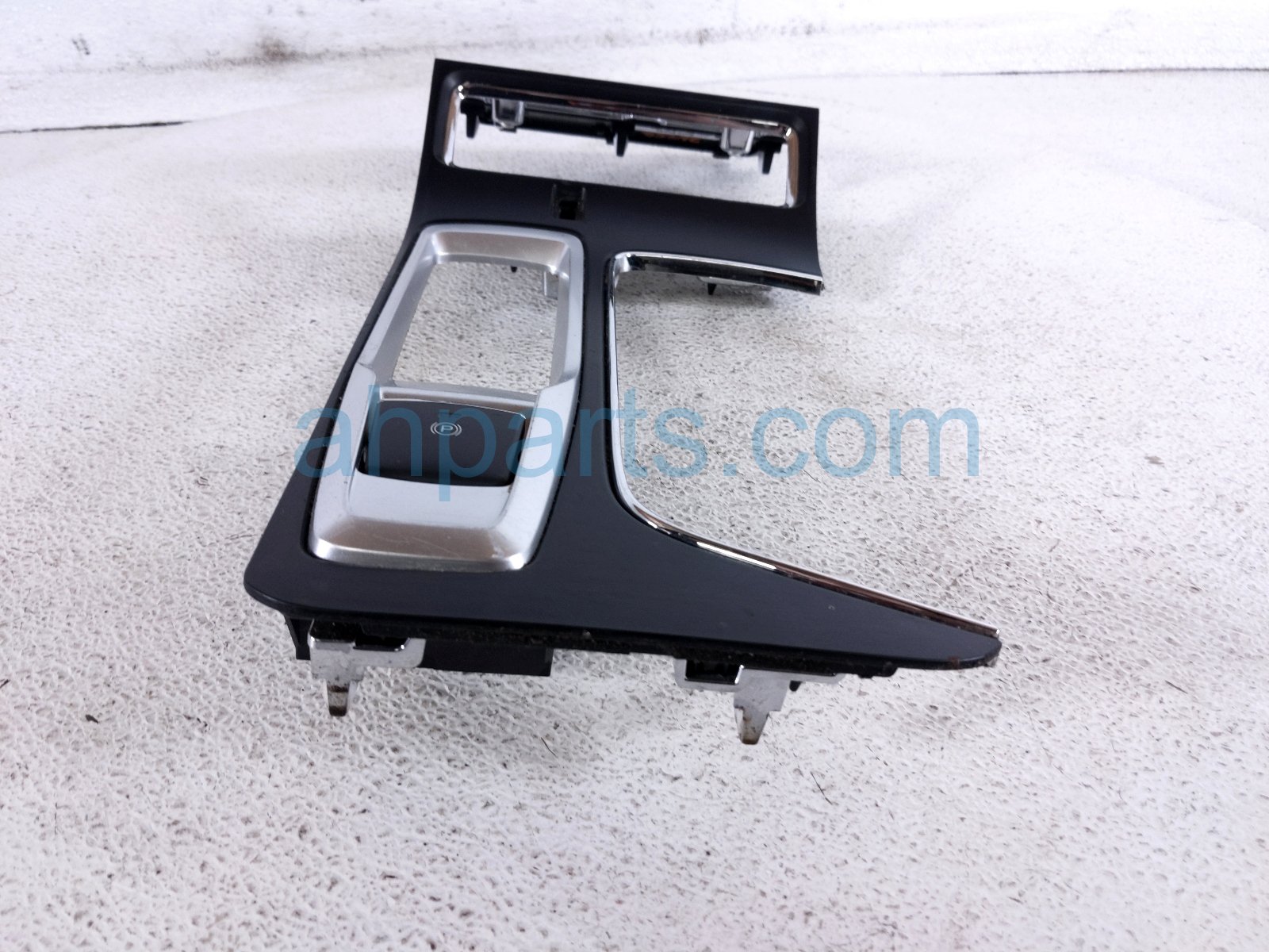 2022 Subaru Ascent Center Console Shifter Bezel Blk 92121XC08B Replacement 2022 Subaru Ascent Center Console Shifter Bezel Blk 92121XC08B Replacement thumbnail
