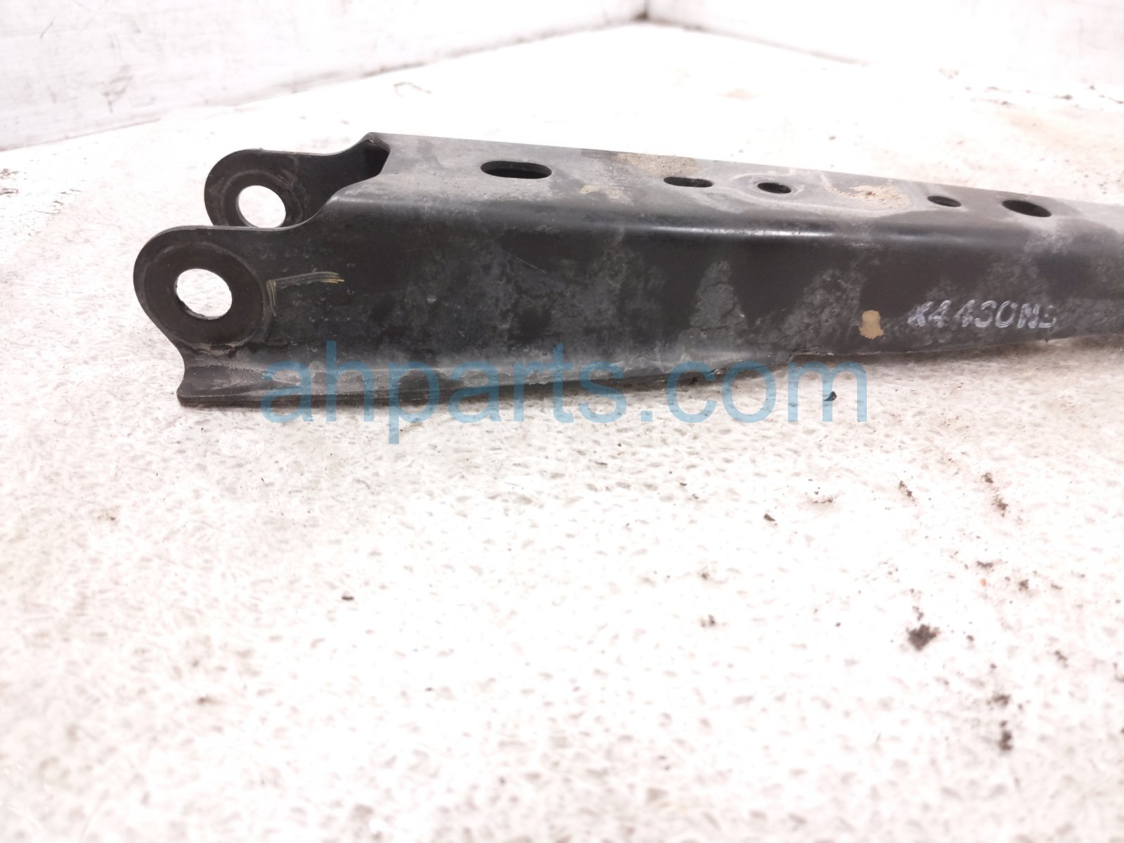2024 Subaru Legacy Rear Driver Rearward Lower Control Arm 20250XC00A Replacement 2024 Subaru Legacy Rear Driver Rearward Lower Control Arm 20250XC00A Replacement thumbnail