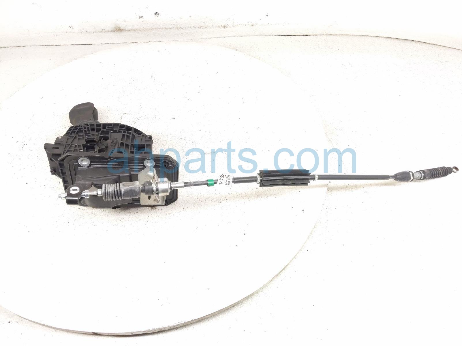 Subaru A/T FLOOR SHIFTER W/KNOB ASSY