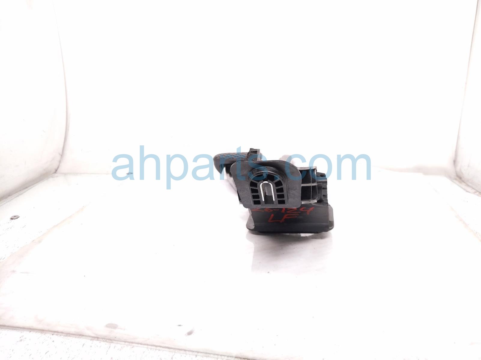 2022 BMW X3 Brake Pedal Assembly 35 00 6 861 771 Replacement 2022 BMW X3 Brake Pedal Assembly 35 00 6 861 771 Replacement thumbnail