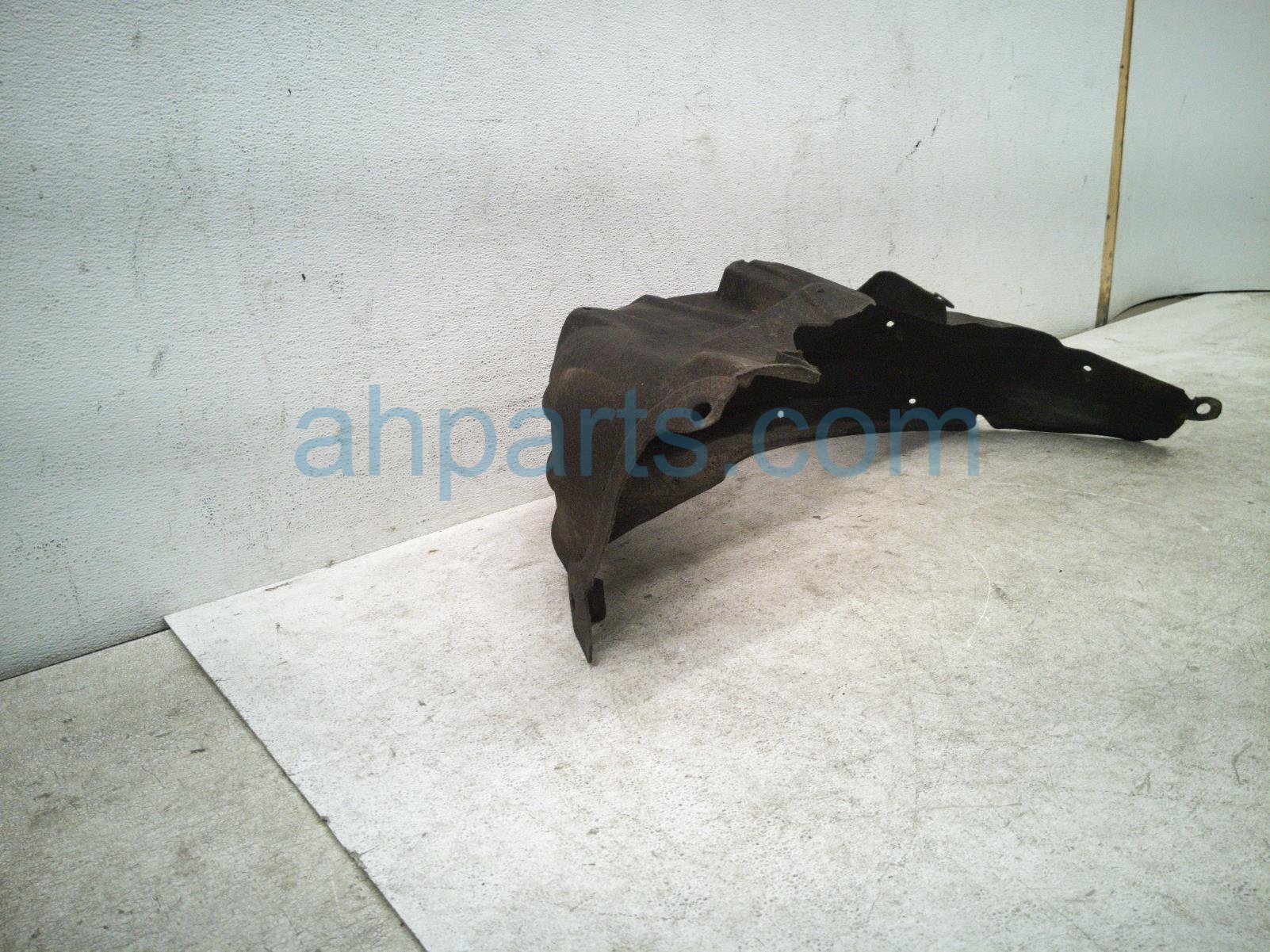 2024 Toyota Rav 4 Rear Driver Inner Fender Liner 65638 0R020 Replacement 2024 Toyota Rav 4 Rear Driver Inner Fender Liner 65638 0R020 Replacement thumbnail