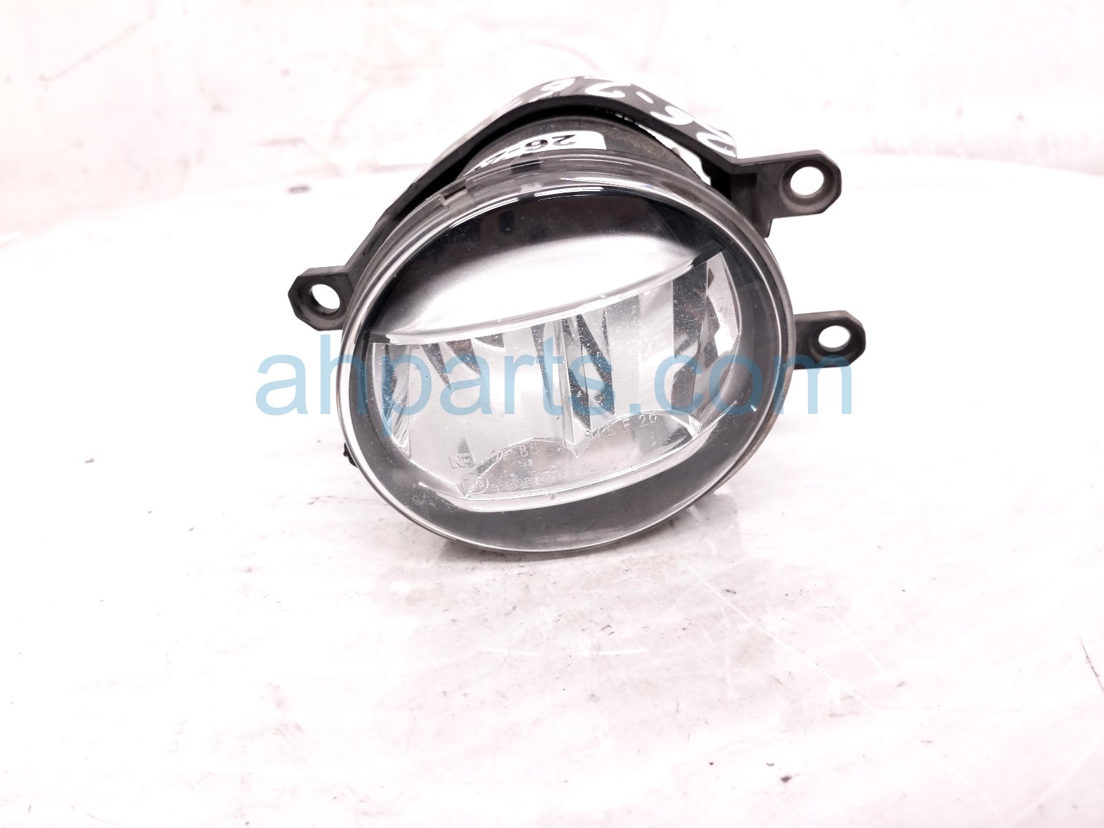 $94 Toyota LH FOG LAMP / LIGHT $94 Toyota LH FOG LAMP / LIGHT
