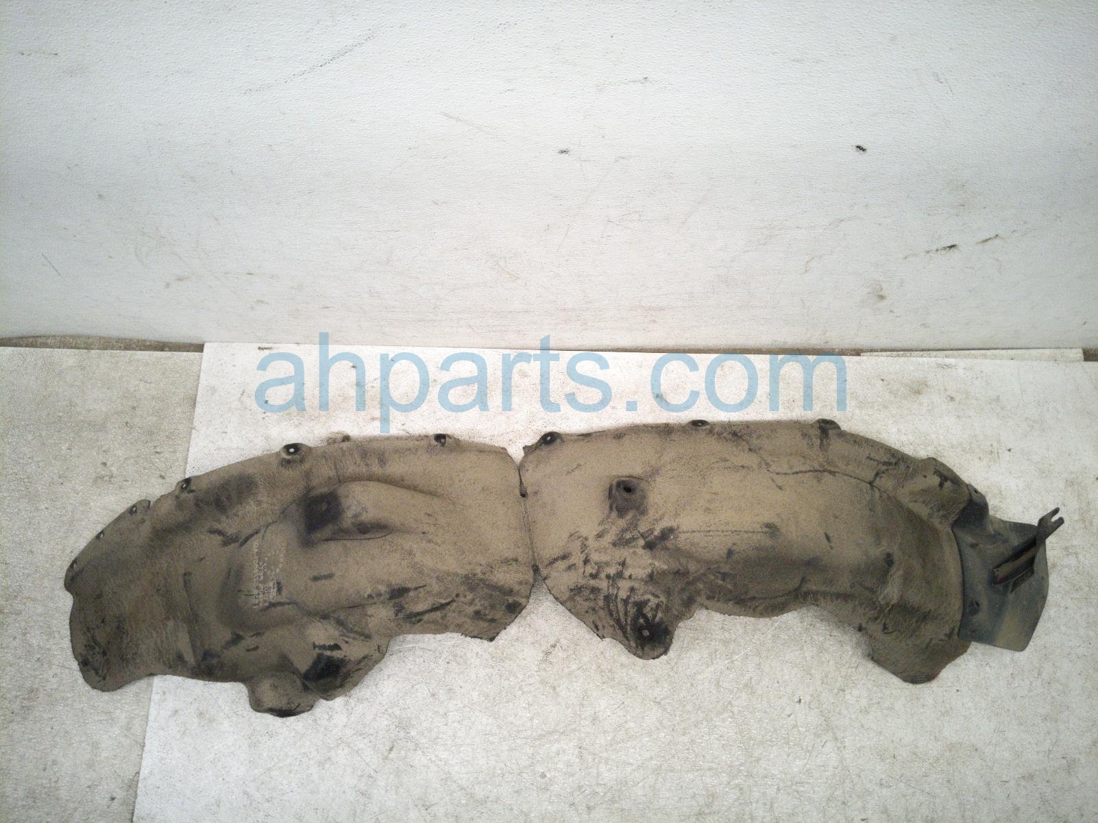 2020 Ford Explorer Rear Driver Inner Fender Liner LB5B S278B51 AL Replacement 2020 Ford Explorer Rear Driver Inner Fender Liner LB5B S278B51 AL Replacement thumbnail