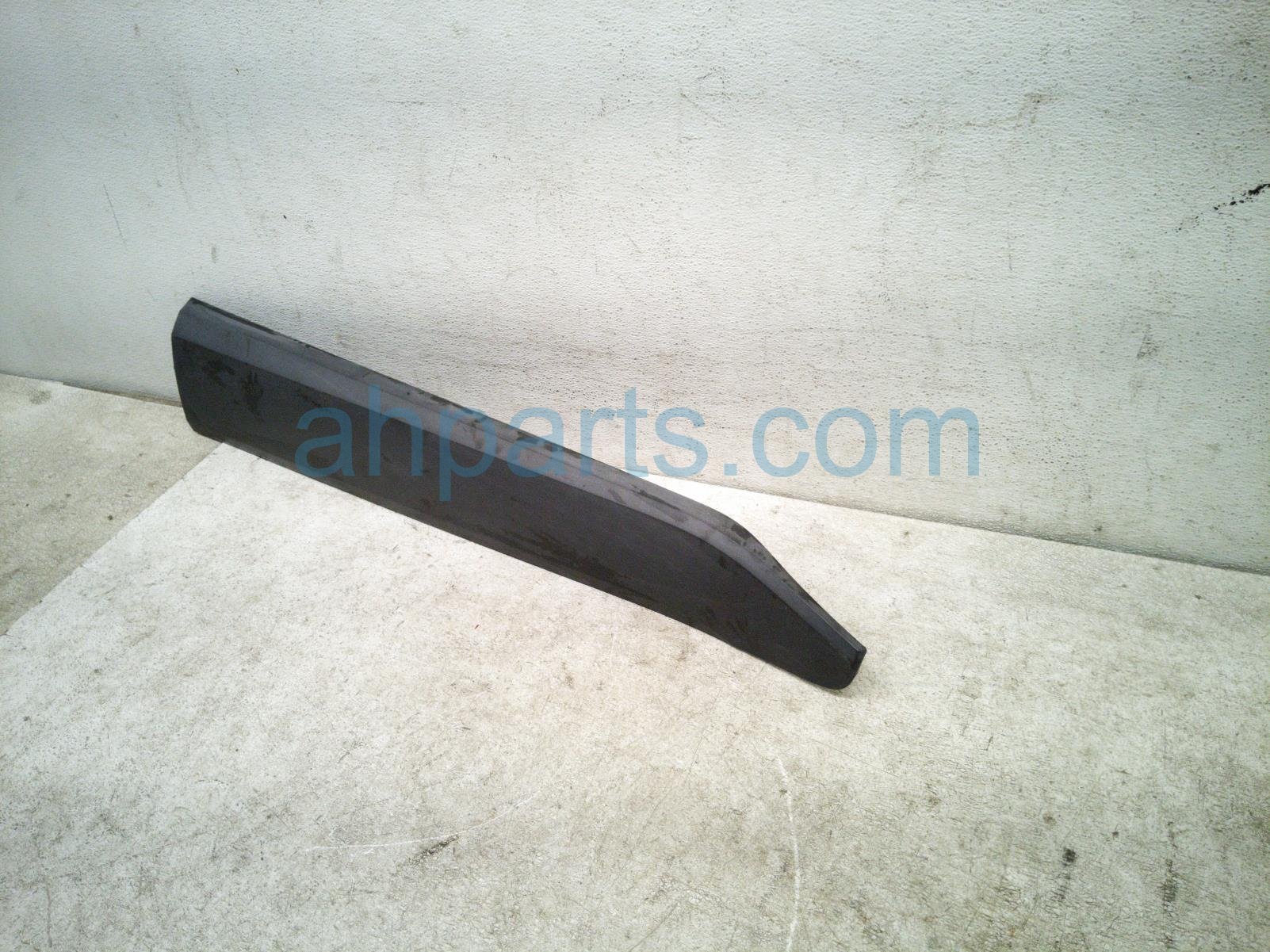 2021 Toyota C HR Front Passenger Lower Door Moulding 75073 10010 Replacement 2021 Toyota C HR Front Passenger Lower Door Moulding 75073 10010 Replacement thumbnail