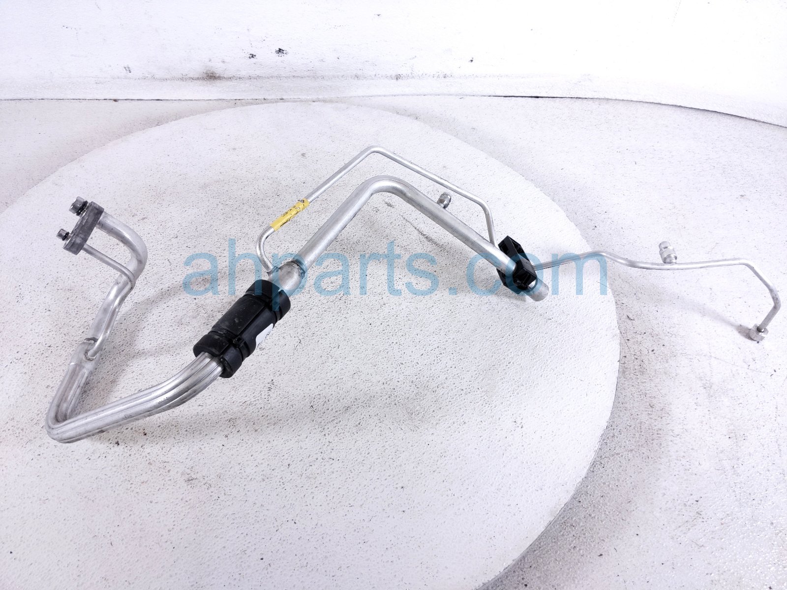 Honda A/C HEAT EXCHANGE PIPE - 2.0L