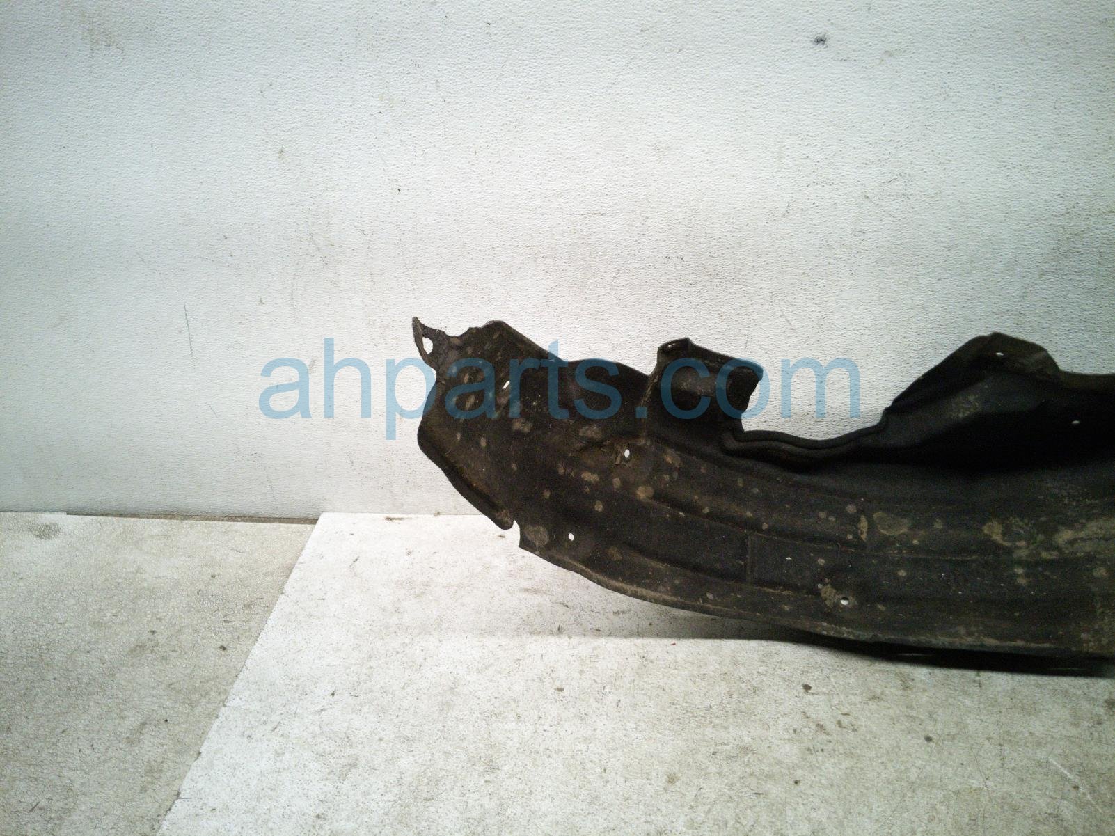 2024 Toyota Rav 4 Rear Passenger Inner Fender Liner 65637 0R020 Replacement 2024 Toyota Rav 4 Rear Passenger Inner Fender Liner 65637 0R020 Replacement thumbnail