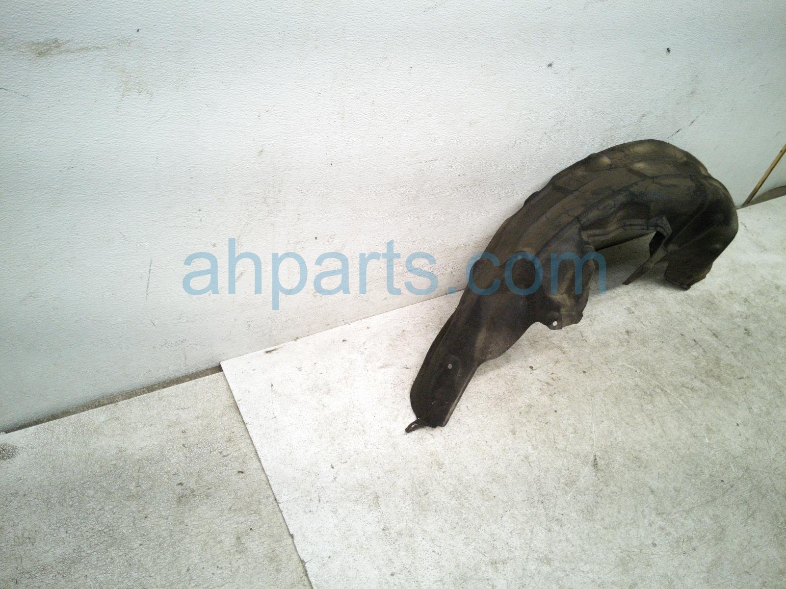 2024 Toyota Rav 4 Rear Passenger Inner Fender Liner 65637 0R020 Replacement 2024 Toyota Rav 4 Rear Passenger Inner Fender Liner 65637 0R020 Replacement thumbnail
