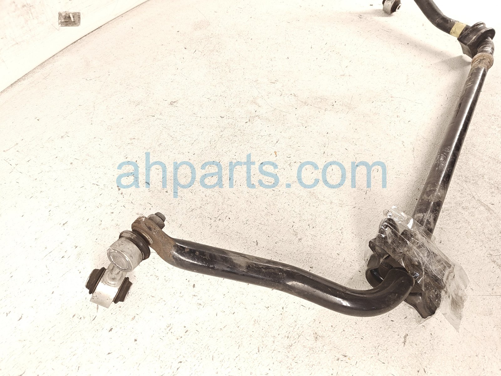 2024 Toyota Tacoma Front Stabilizer / Sway Bar W/links 48811 AK010 Replacement 2024 Toyota Tacoma Front Stabilizer / Sway Bar W/links 48811 AK010 Replacement thumbnail