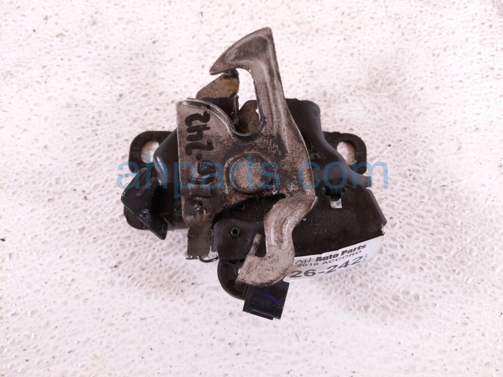 Honda HOOD LOCK / LATCH ASSY