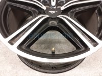 Ford RR/LH WHEEL / RIM 18X8 Ford RR/LH WHEEL / RIM 18X8