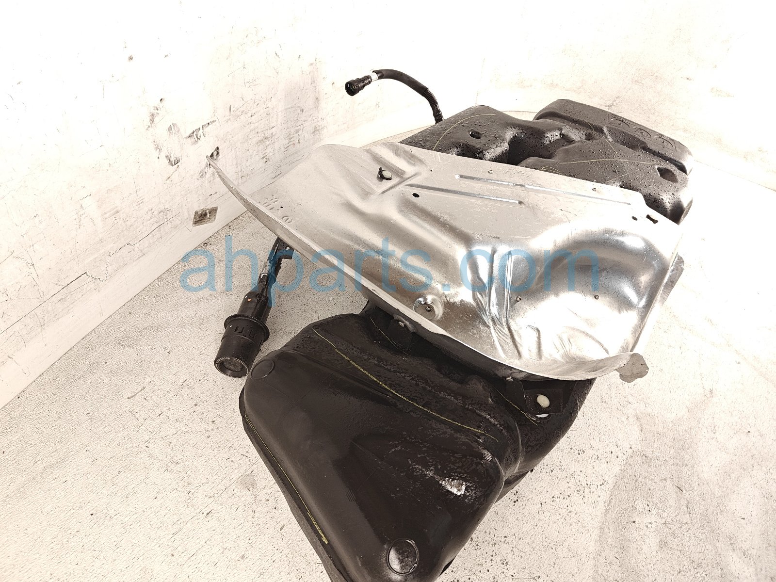 2026 Nissan Sentra Gas / Fuel Tank 17202 7SF0A Replacement 2026 Nissan Sentra Gas / Fuel Tank 17202 7SF0A Replacement thumbnail