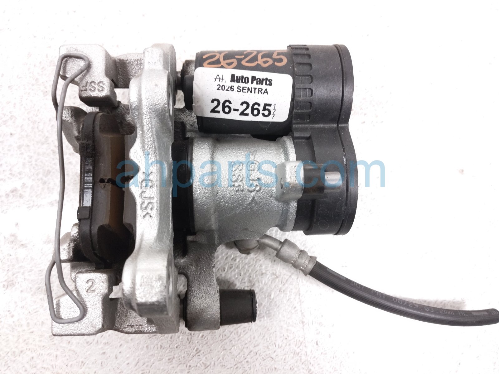2026 Nissan Sentra Rear Passenger Brake Caliper 44001 6LA0B Replacement 2026 Nissan Sentra Rear Passenger Brake Caliper 44001 6LA0B Replacement thumbnail