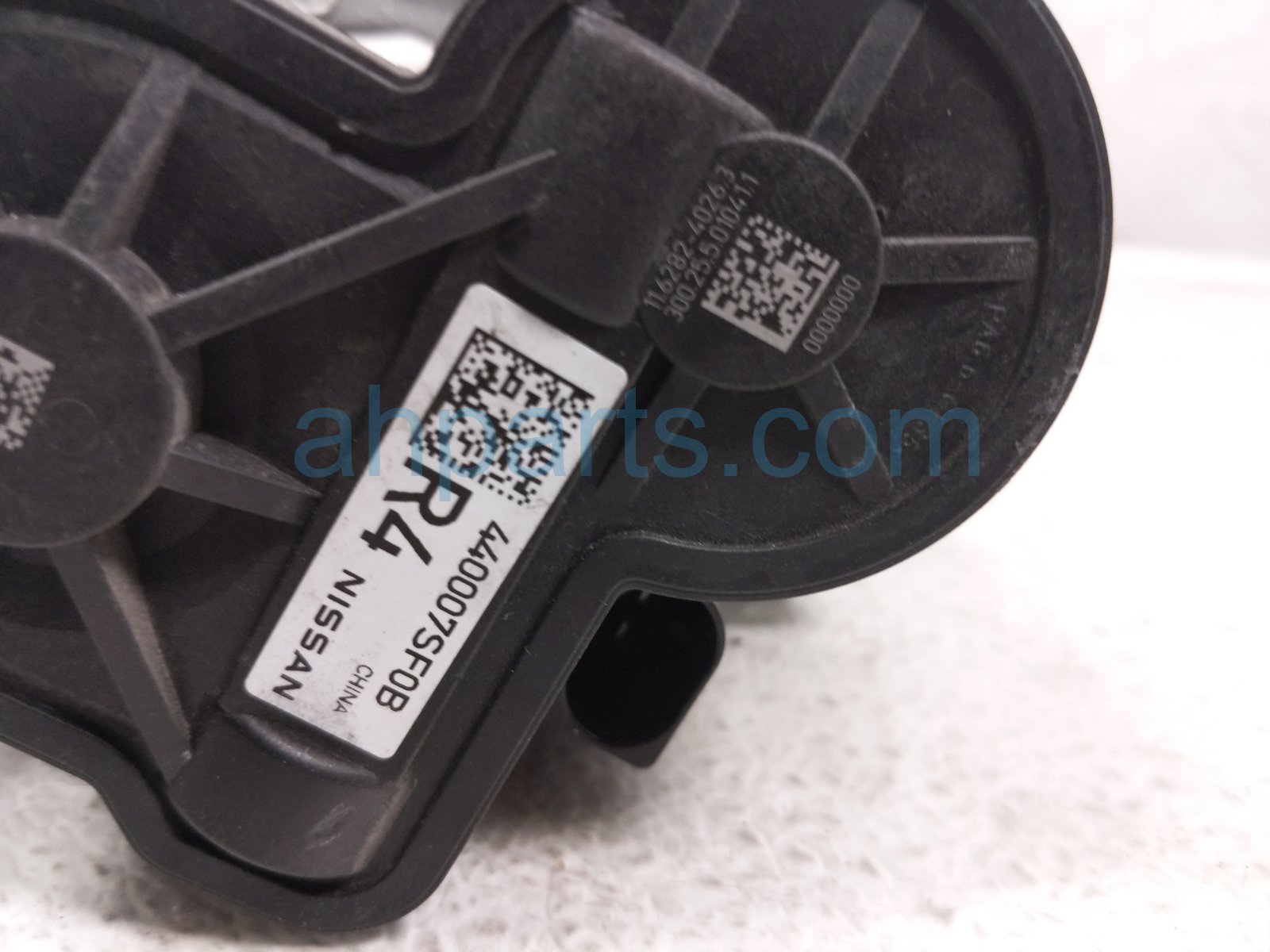 2026 Nissan Sentra Rear Passenger Brake Caliper 44001 6LA0B Replacement 2026 Nissan Sentra Rear Passenger Brake Caliper 44001 6LA0B Replacement thumbnail