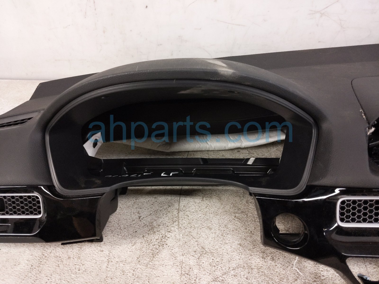 2025 Honda Civic Dashboard W/ Airbag 77100 T56 A00ZA Replacement 2025 Honda Civic Dashboard W/ Airbag 77100 T56 A00ZA Replacement thumbnail