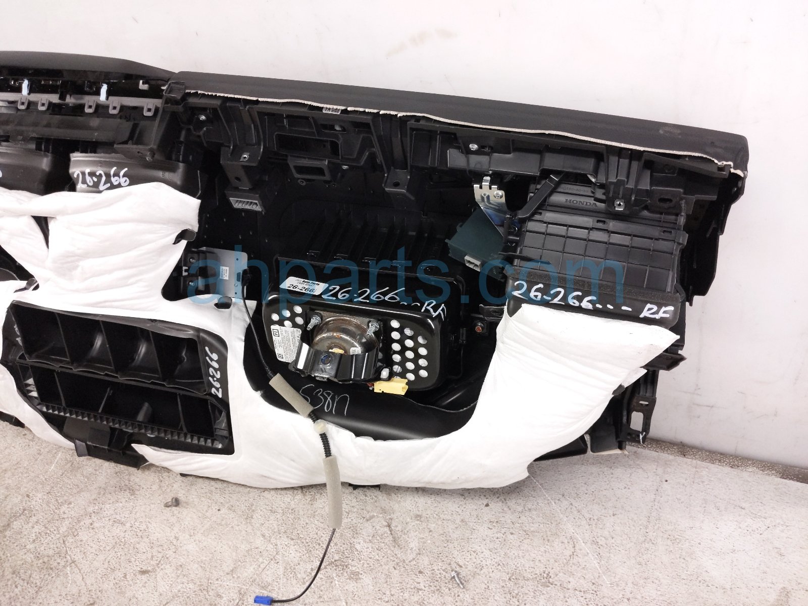 2025 Honda Civic Dashboard W/ Airbag 77100 T56 A00ZA Replacement 2025 Honda Civic Dashboard W/ Airbag 77100 T56 A00ZA Replacement thumbnail