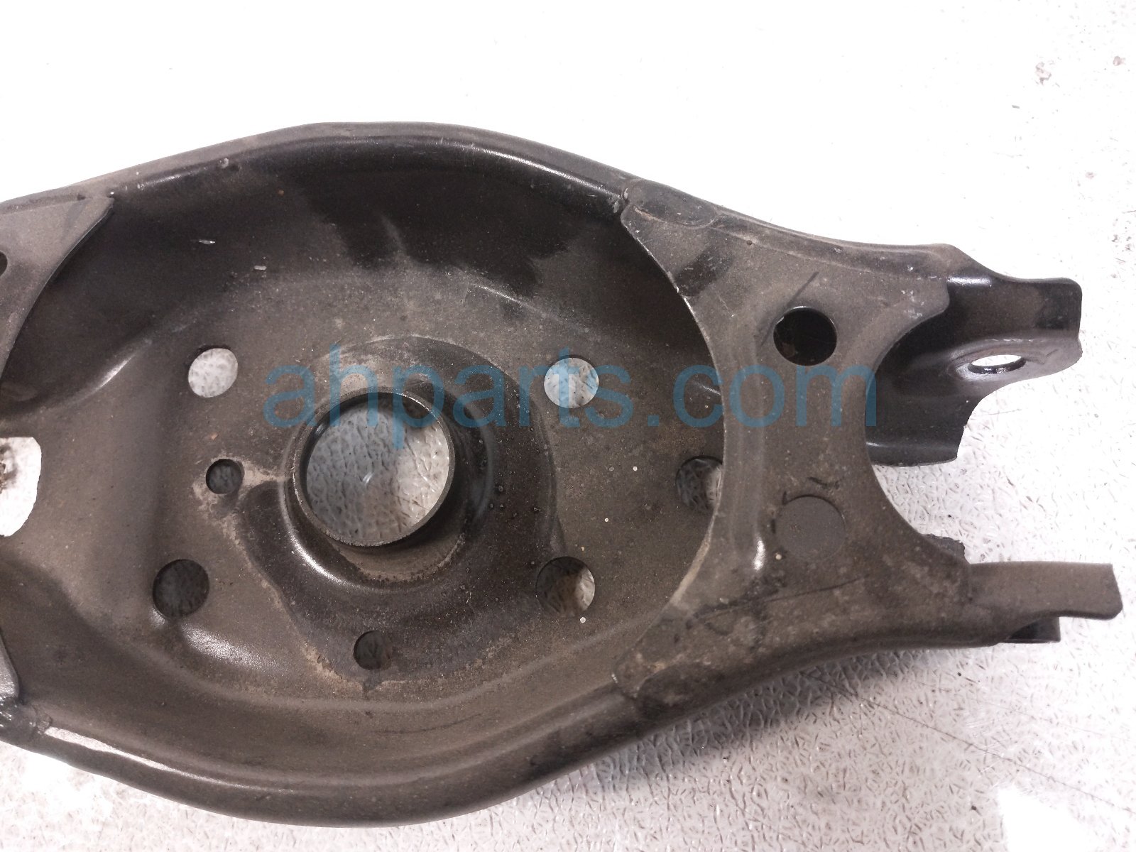 2025 Honda Civic Rear Driver Spring Seat Lower Control Arm 52355 T50 J01 Replacement 2025 Honda Civic Rear Driver Spring Seat Lower Control Arm 52355 T50 J01 Replacement thumbnail