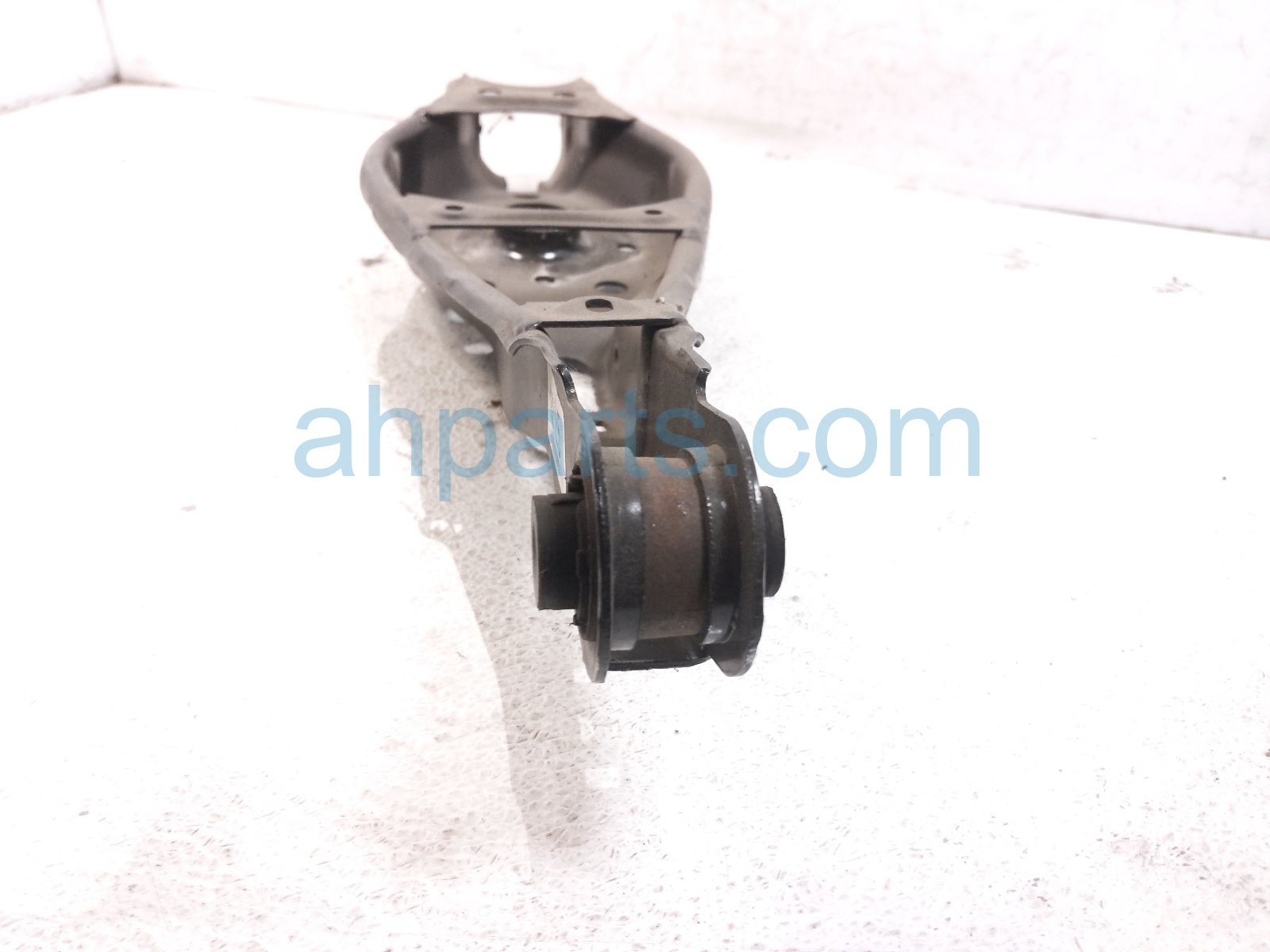 2025 Honda Civic Rear Driver Spring Seat Lower Control Arm 52355 T50 J01 Replacement 2025 Honda Civic Rear Driver Spring Seat Lower Control Arm 52355 T50 J01 Replacement thumbnail