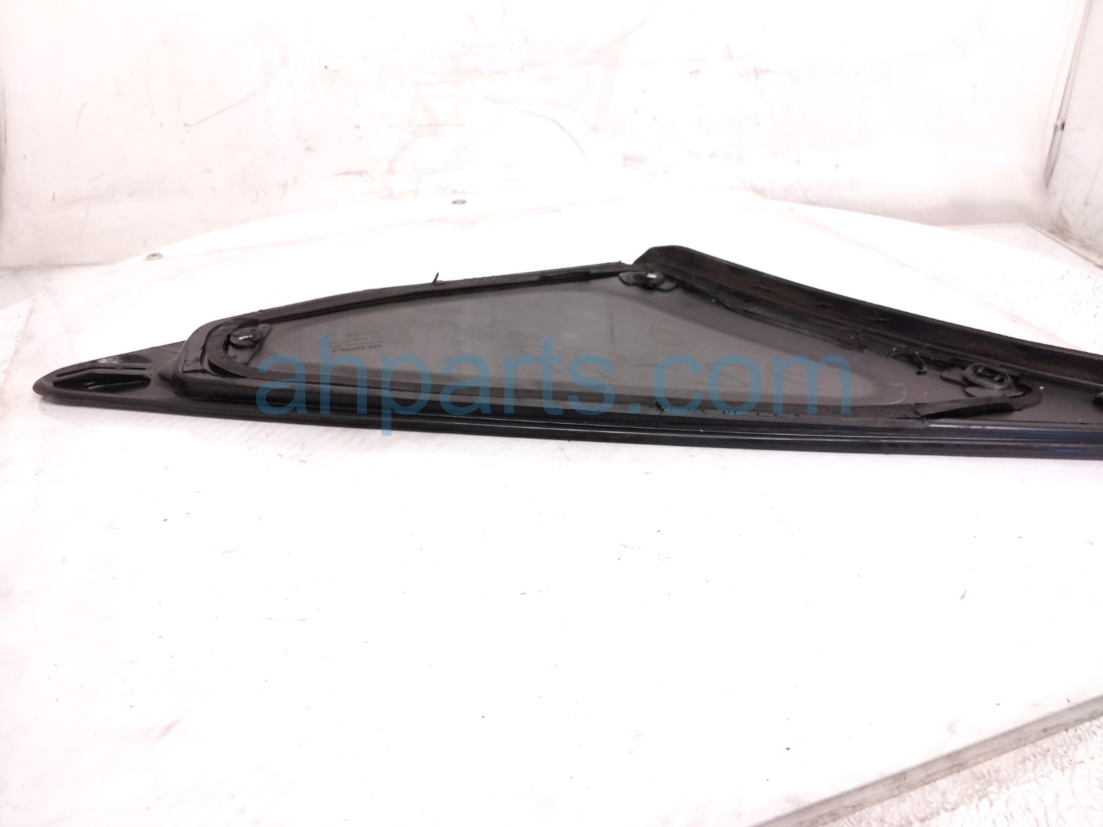 2015 Lexus Rx450h Passenger Quarter Window Glass 62710 0E020 Replacement 2015 Lexus Rx450h Passenger Quarter Window Glass 62710 0E020 Replacement thumbnail