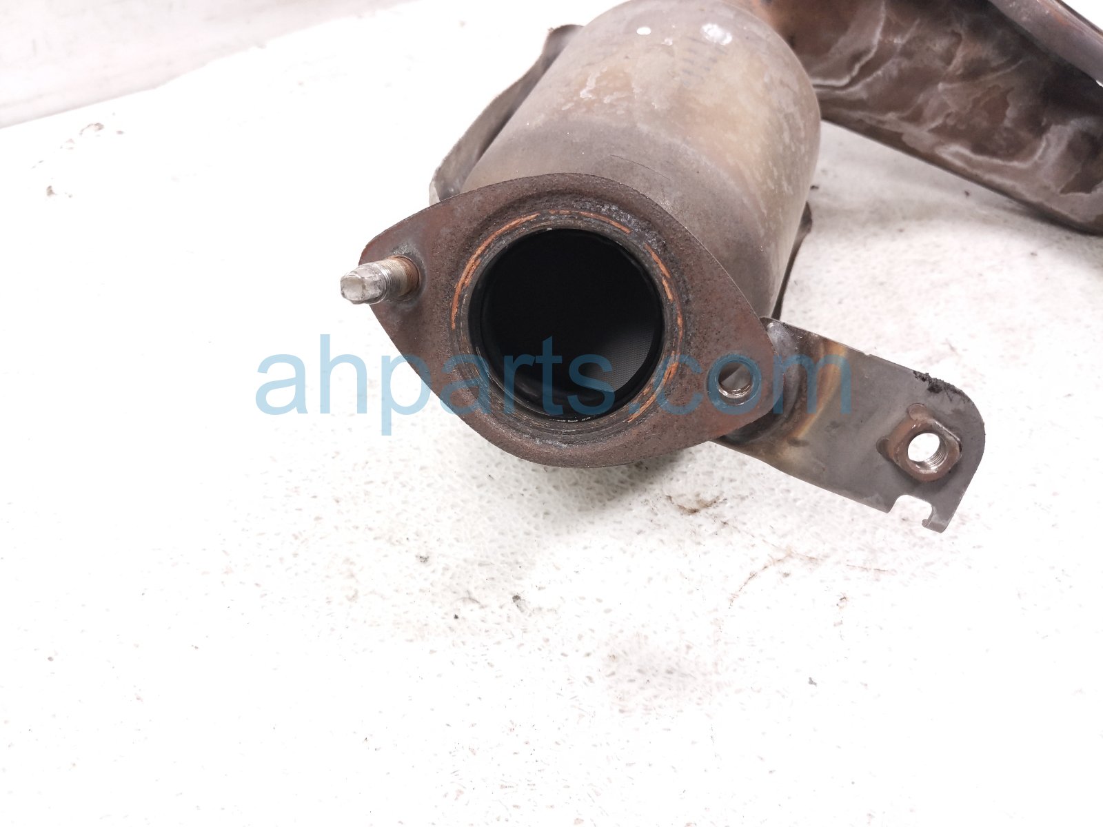 2015 Lexus Rx450h Front Exhaust Manifold 17150 31380 Replacement 2015 Lexus Rx450h Front Exhaust Manifold 17150 31380 Replacement thumbnail