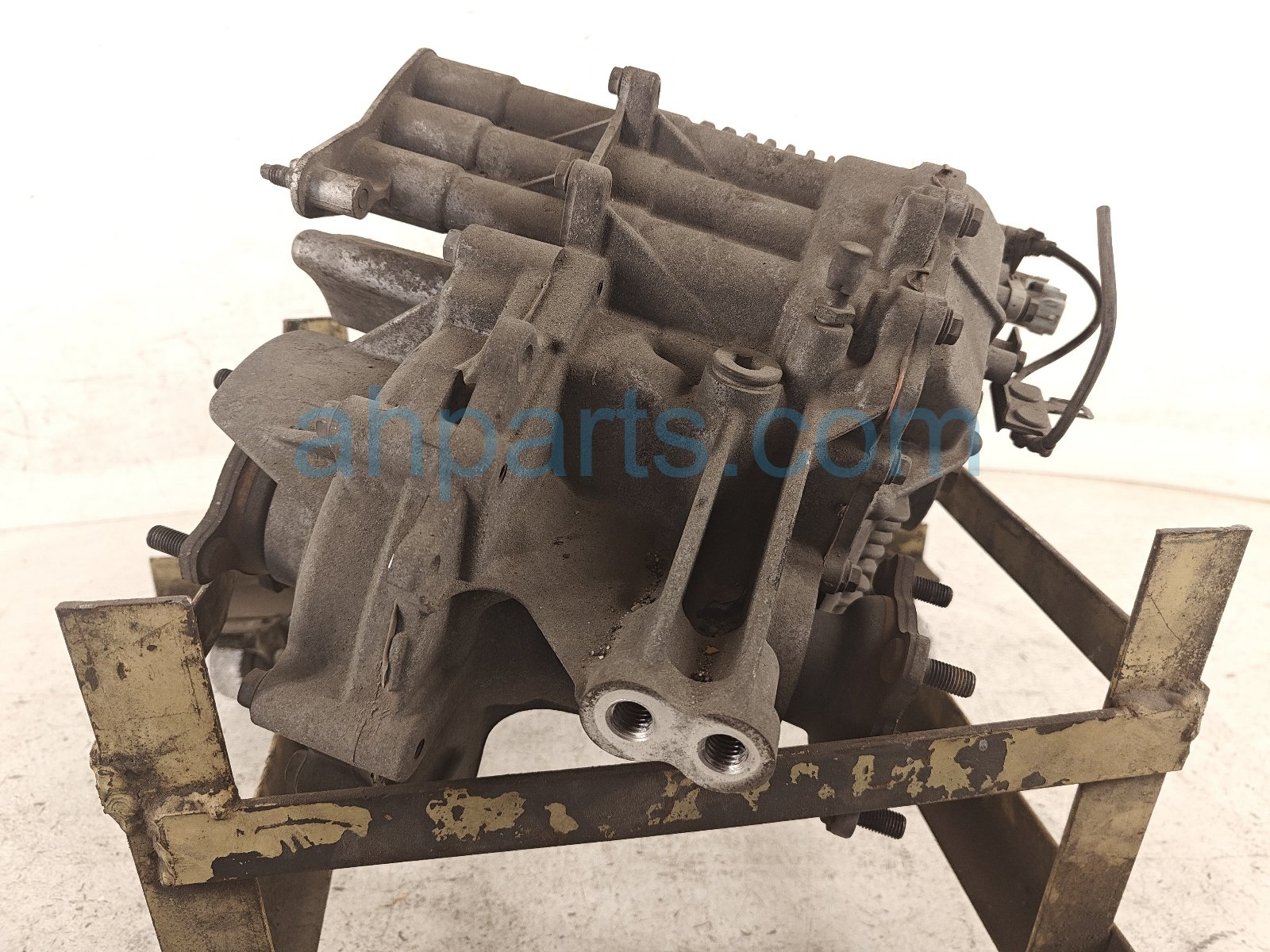 2015 Lexus Rx450h Engine / Motor Rear Differential 150k G1050 48010 Replacement 2015 Lexus Rx450h Engine / Motor Rear Differential 150k G1050 48010 Replacement thumbnail