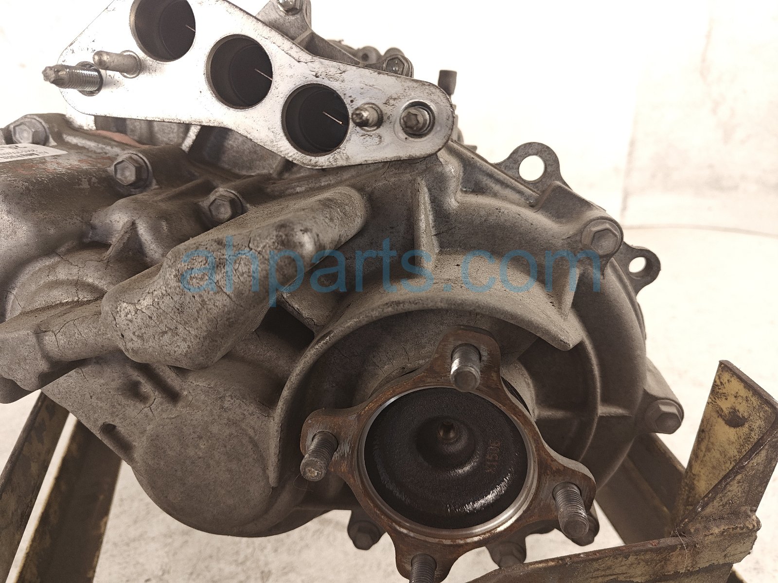 2015 Lexus Rx450h Engine / Motor Rear Differential 150k G1050 48010 Replacement 2015 Lexus Rx450h Engine / Motor Rear Differential 150k G1050 48010 Replacement thumbnail
