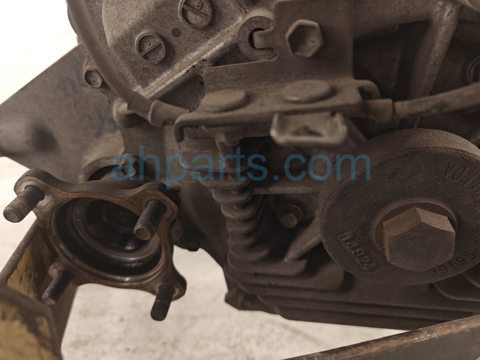 2015 Lexus Rx450h Engine / Motor Rear Differential 150k G1050 48010 Replacement 2015 Lexus Rx450h Engine / Motor Rear Differential 150k G1050 48010 Replacement thumbnail